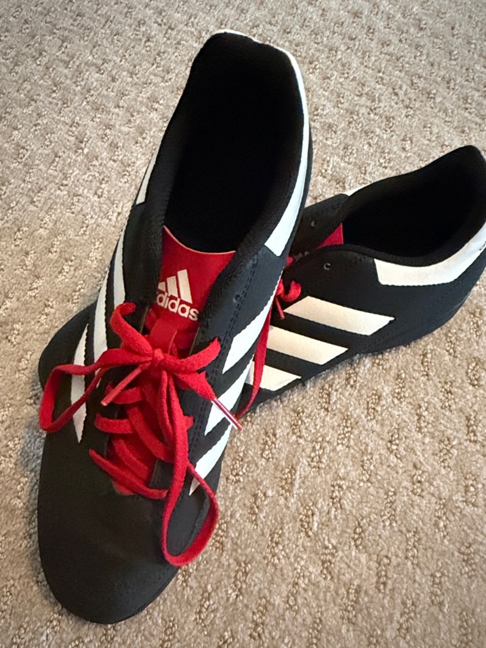 adidas Men’s Black White & Red Low-Profile Athletic/Indoor Soccer Cleats